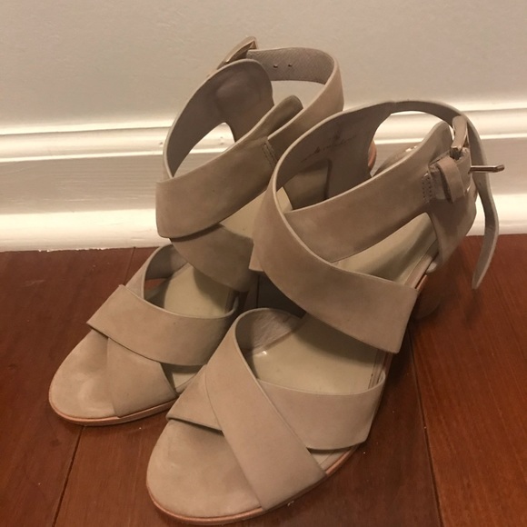 joie avery sandal